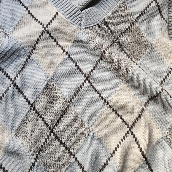 2 Pairs of Girl's Vests - Picture 3 of 9